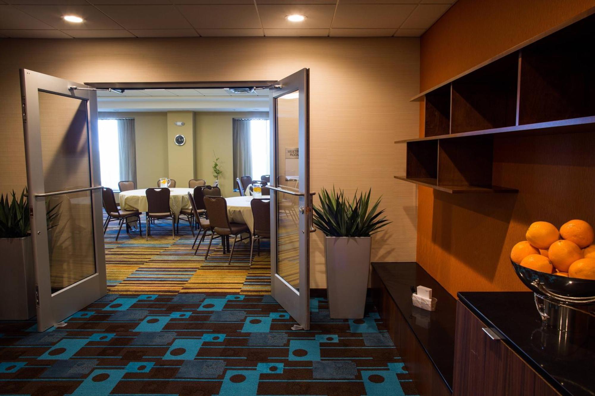 Fairfield Inn & Suites By Marriott Lincoln Southeast Exteriér fotografie