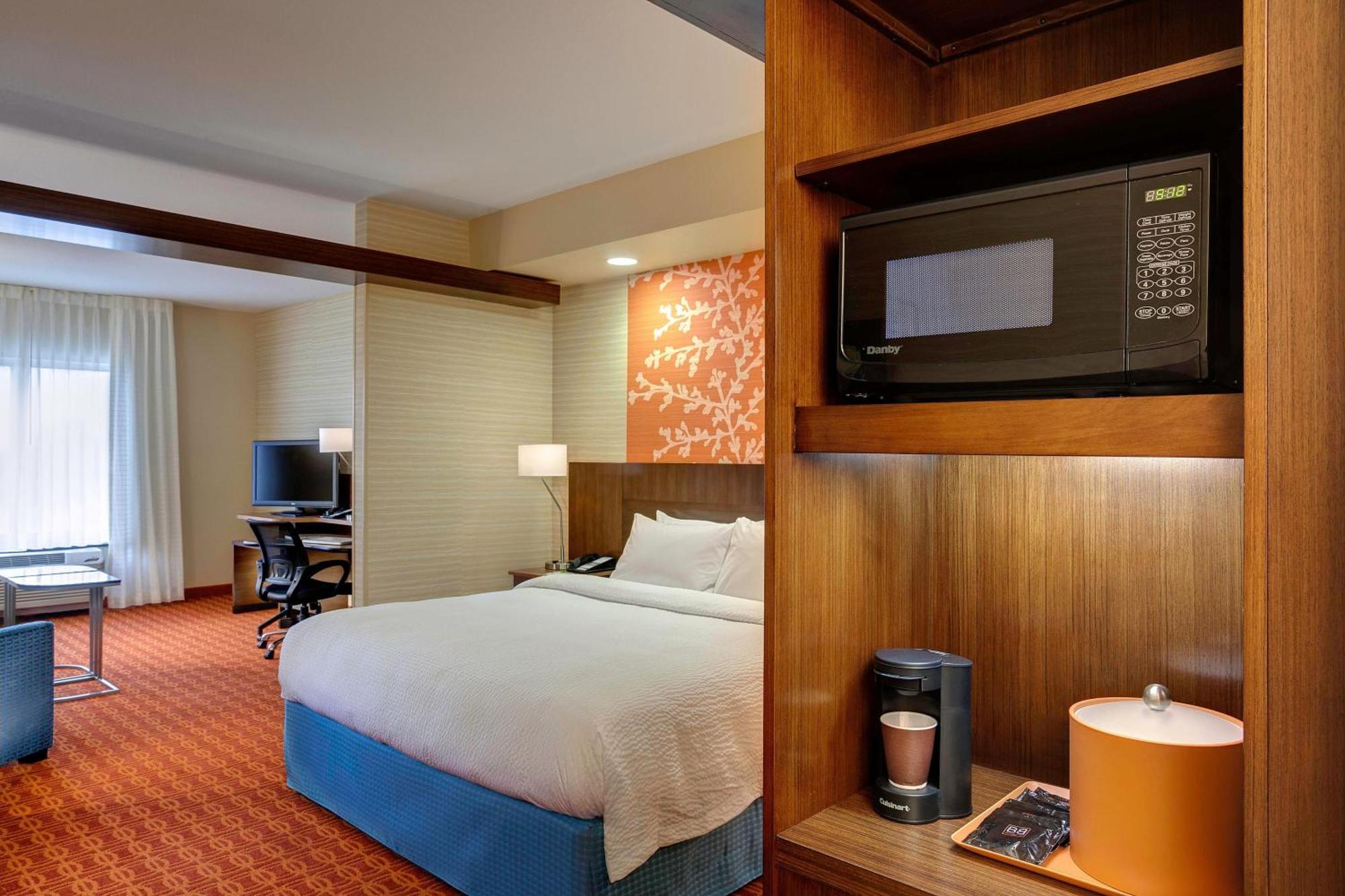 Fairfield Inn & Suites By Marriott Lincoln Southeast Exteriér fotografie