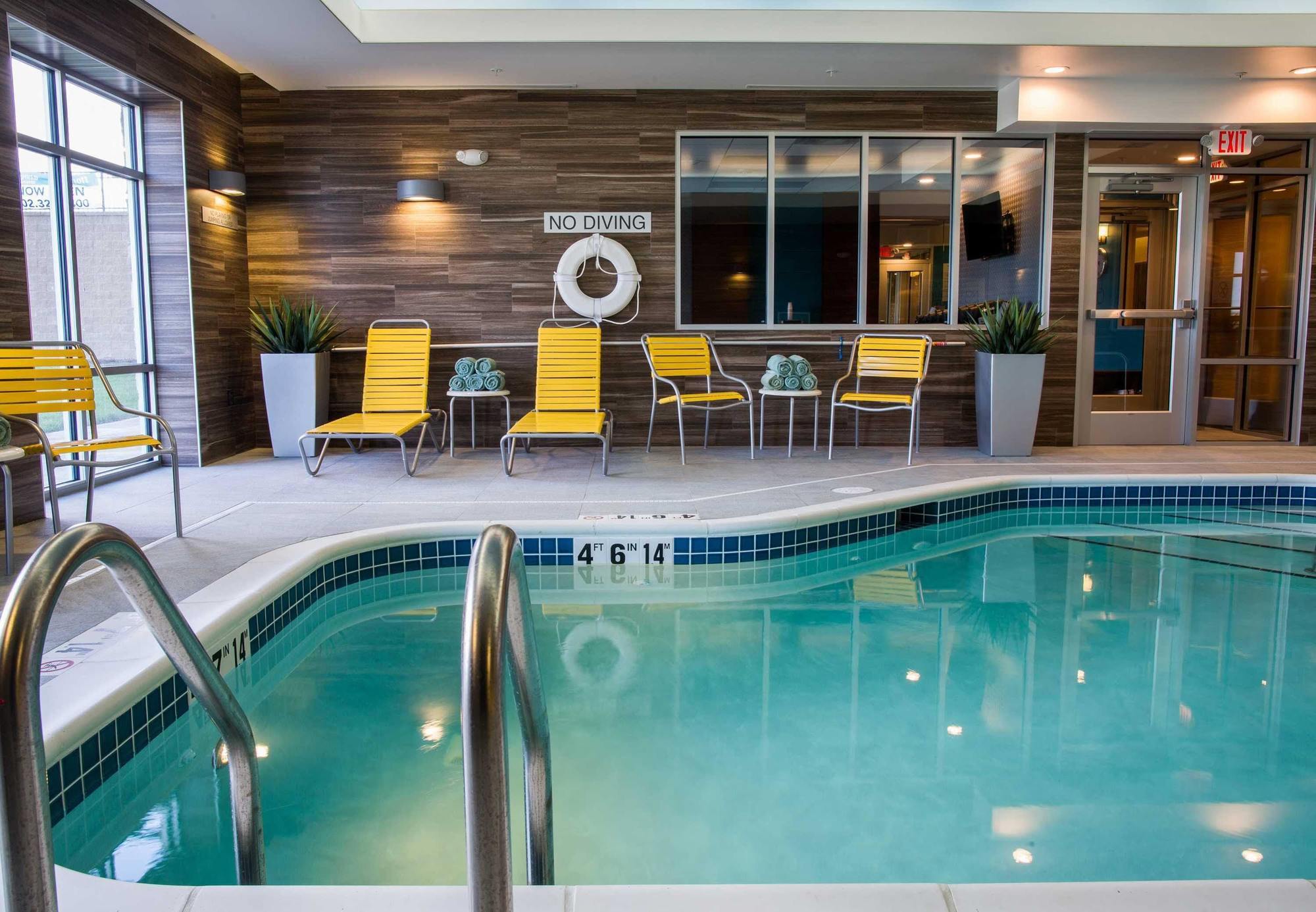 Fairfield Inn & Suites By Marriott Lincoln Southeast Exteriér fotografie
