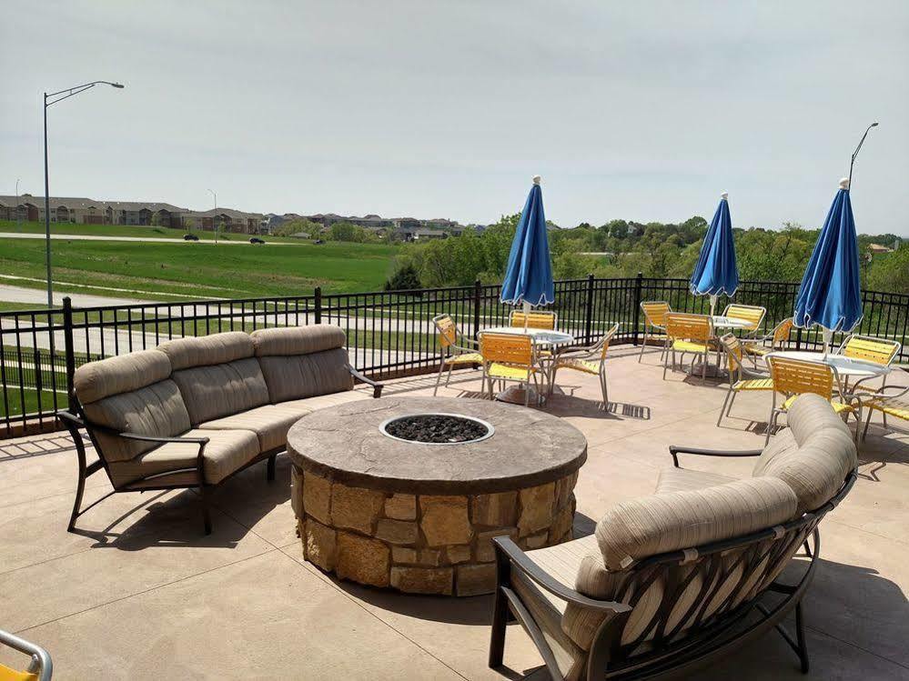 Fairfield Inn & Suites By Marriott Lincoln Southeast Exteriér fotografie