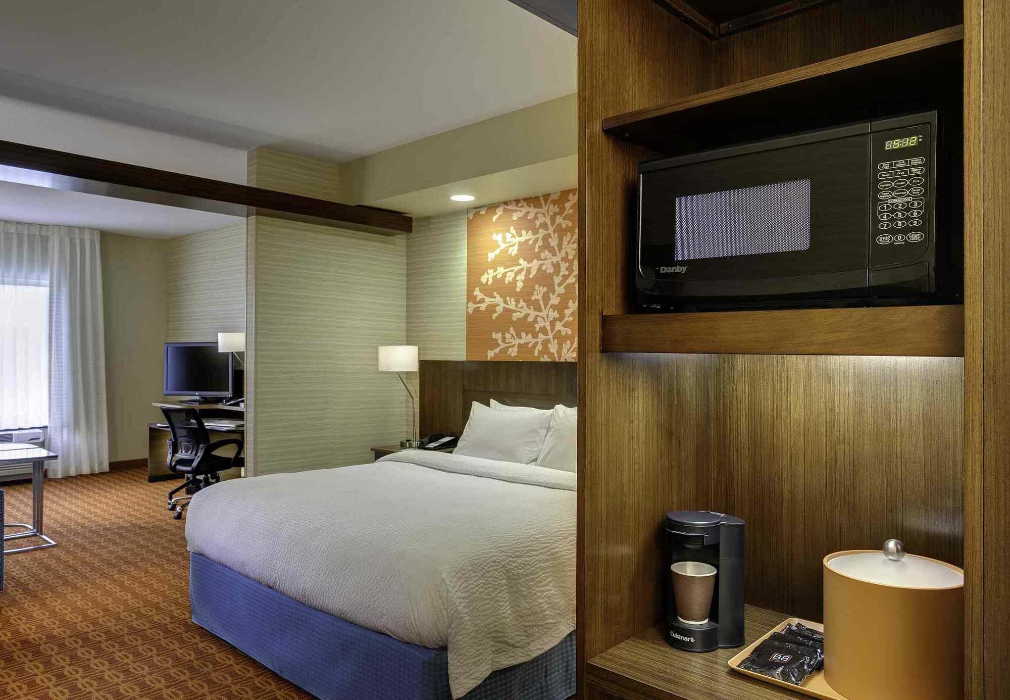 Fairfield Inn & Suites By Marriott Lincoln Southeast Exteriér fotografie